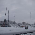 Zamontowano oświetlenie na stadionie Sokoła