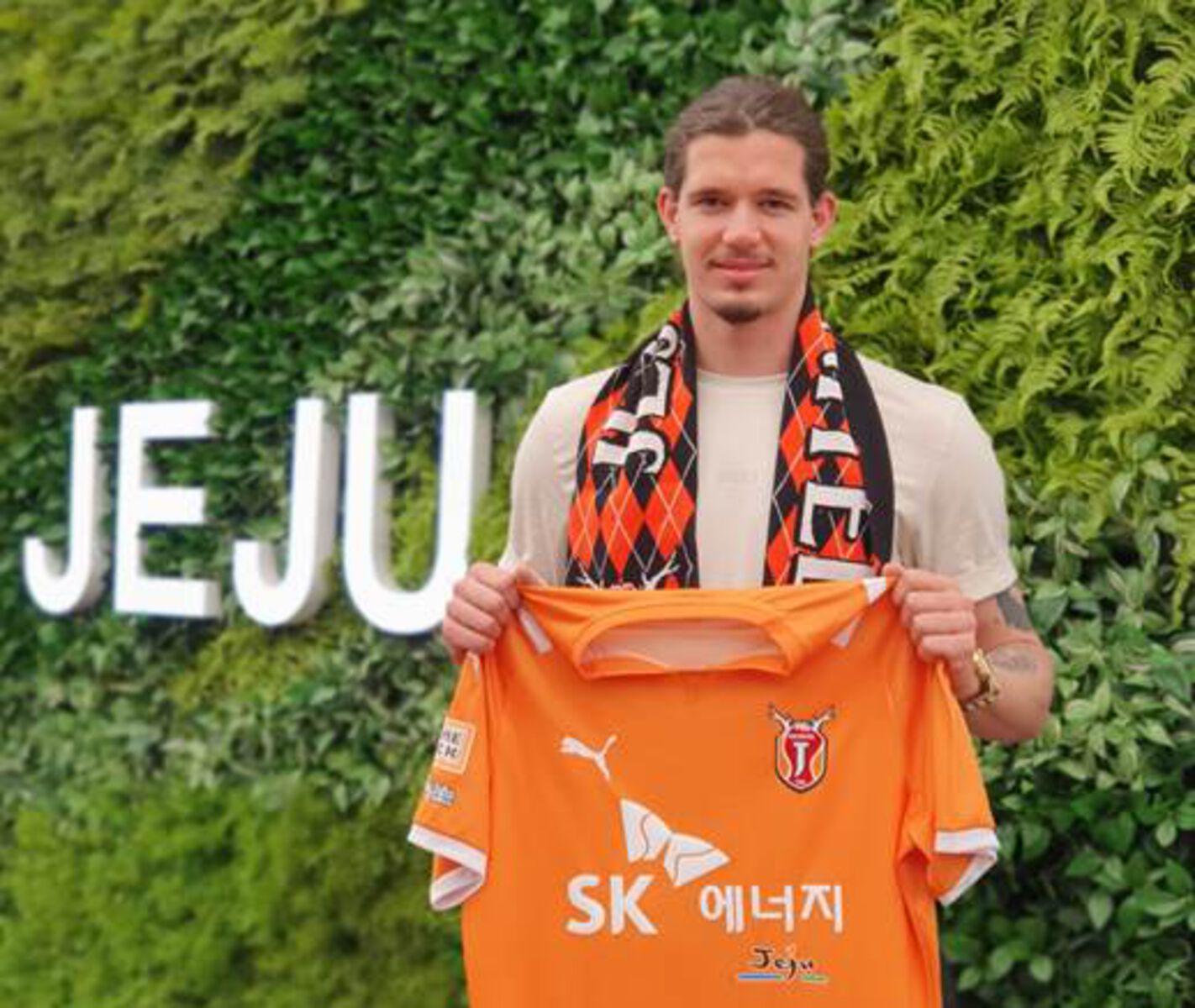 Oskar Zawada. Fot. jeju-utd.com