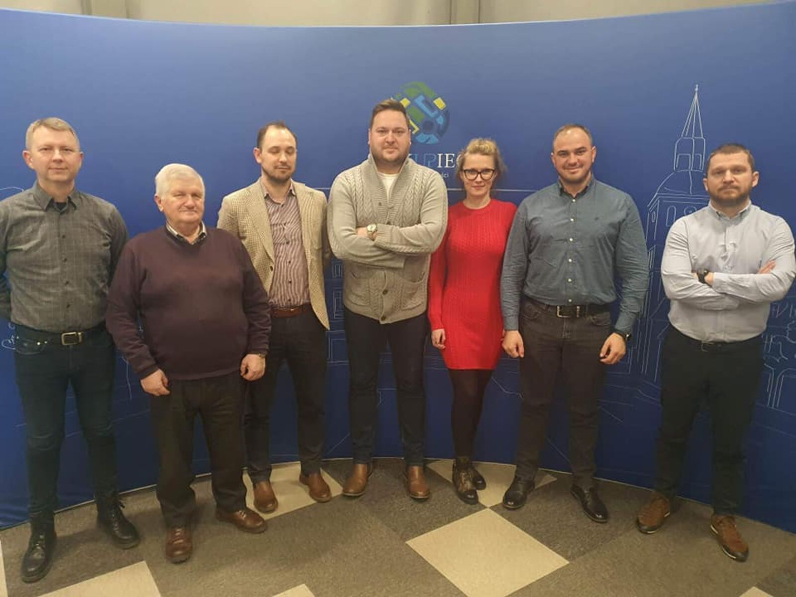 Nowe władze Tęczy Biskupiec. Prezesem został Wojciech Hubacz (w środku). Fot. Fan-page Tęczy Biskupiec