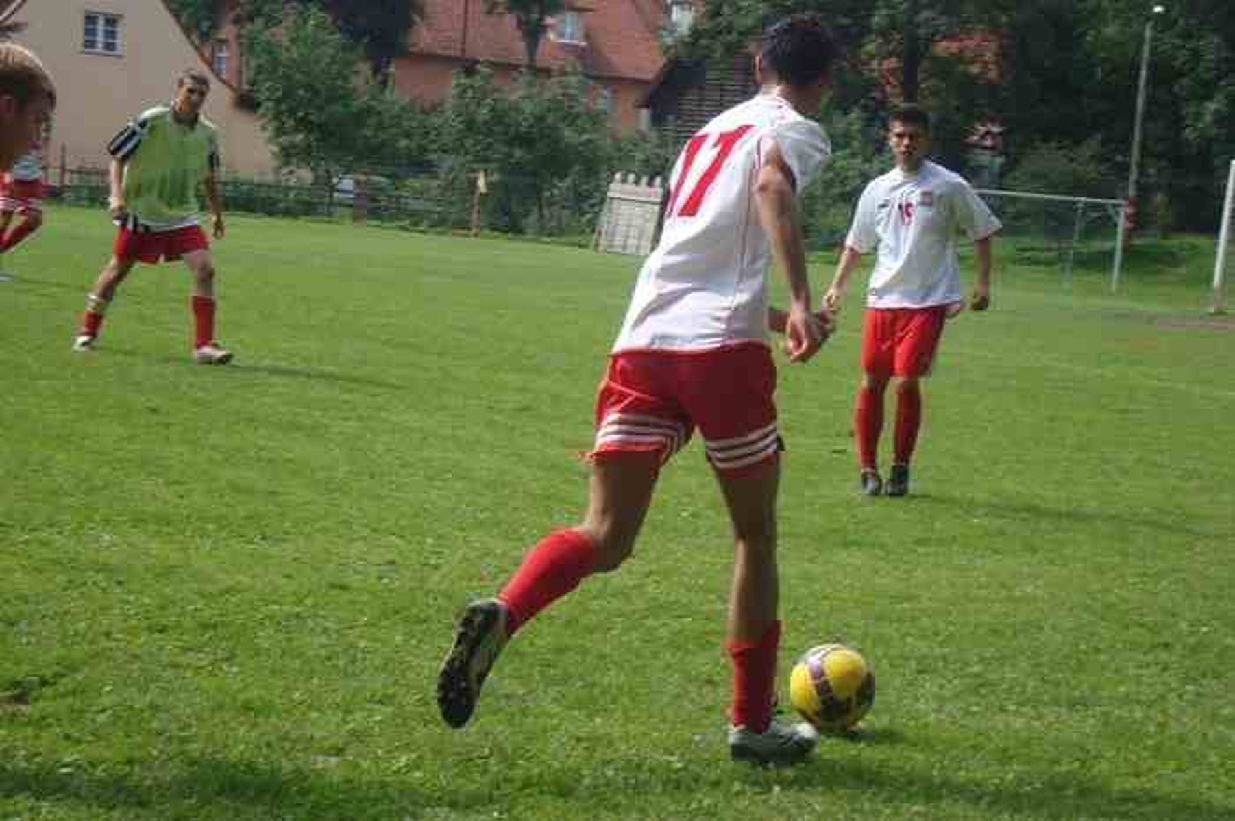 Gracze Warmianki podczas sobotniego (30 lipca) turnieju w Kozłowie. Fot. besia.futbolowo.pl