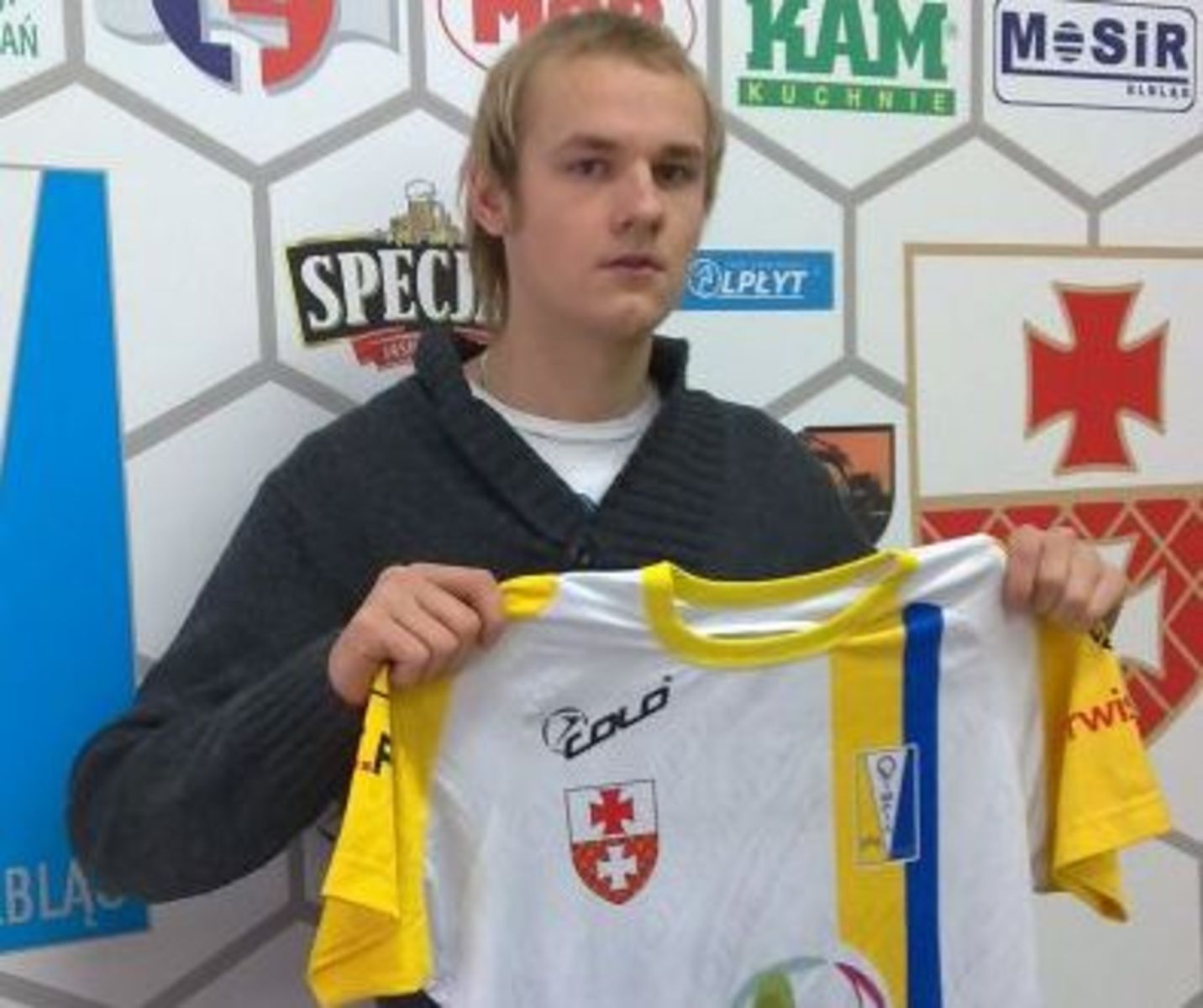 18-letni Mateusz Szmydt to pierwszy zimowy nabytek elbląskiej Olimpii. Na tym wzmocnieniu ruchy transferowe przy ul. Agrykola 8 na pewno się jednak nie skończą.