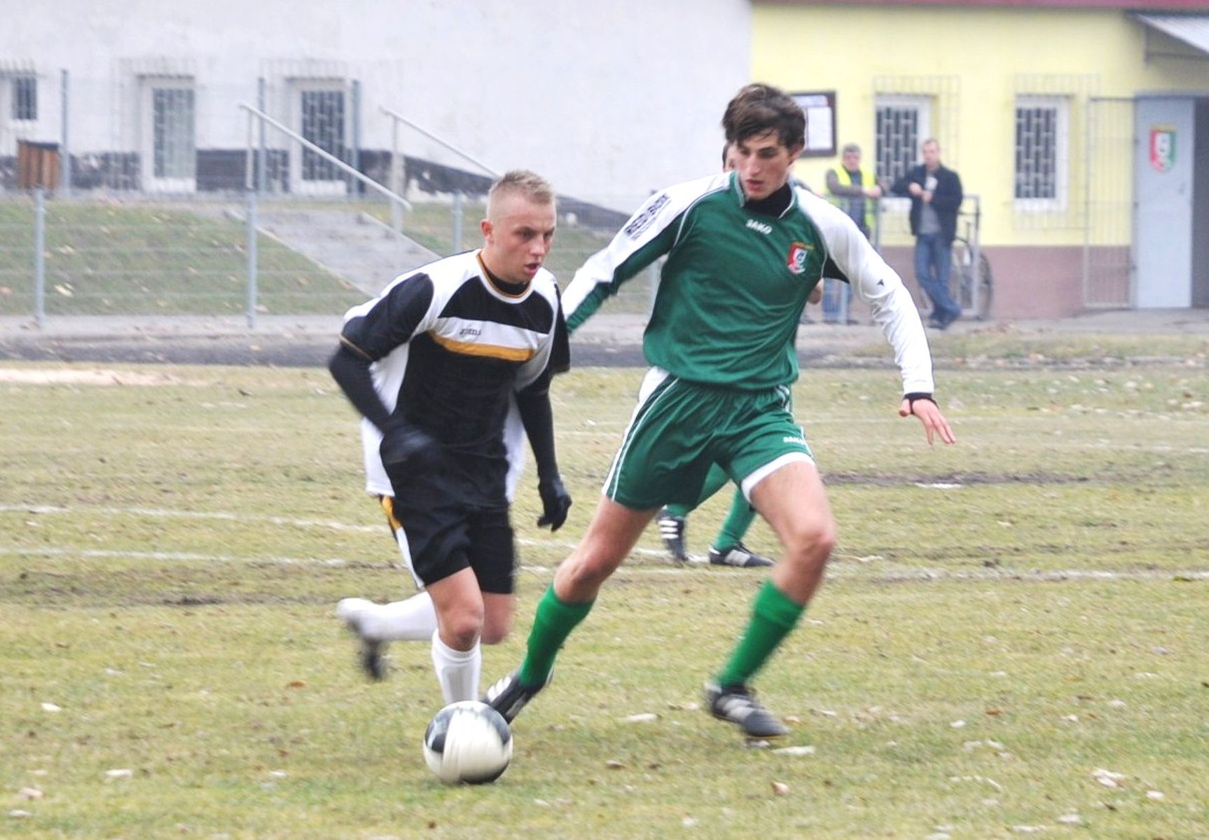Patryk Gondek (w ciemnej koszulce). Fot. Łukasz Szymański
