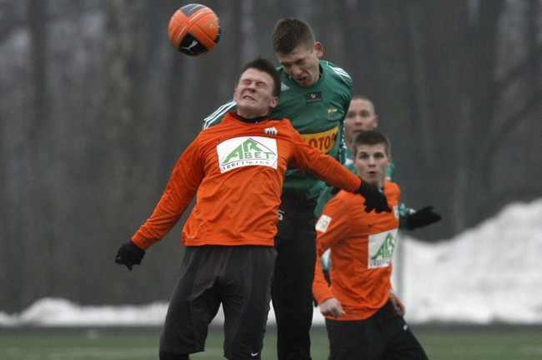 Paweł Łukasik zagrał 45 minut w sparingu z Lechią Gdańsk. Fot. lechia.pl