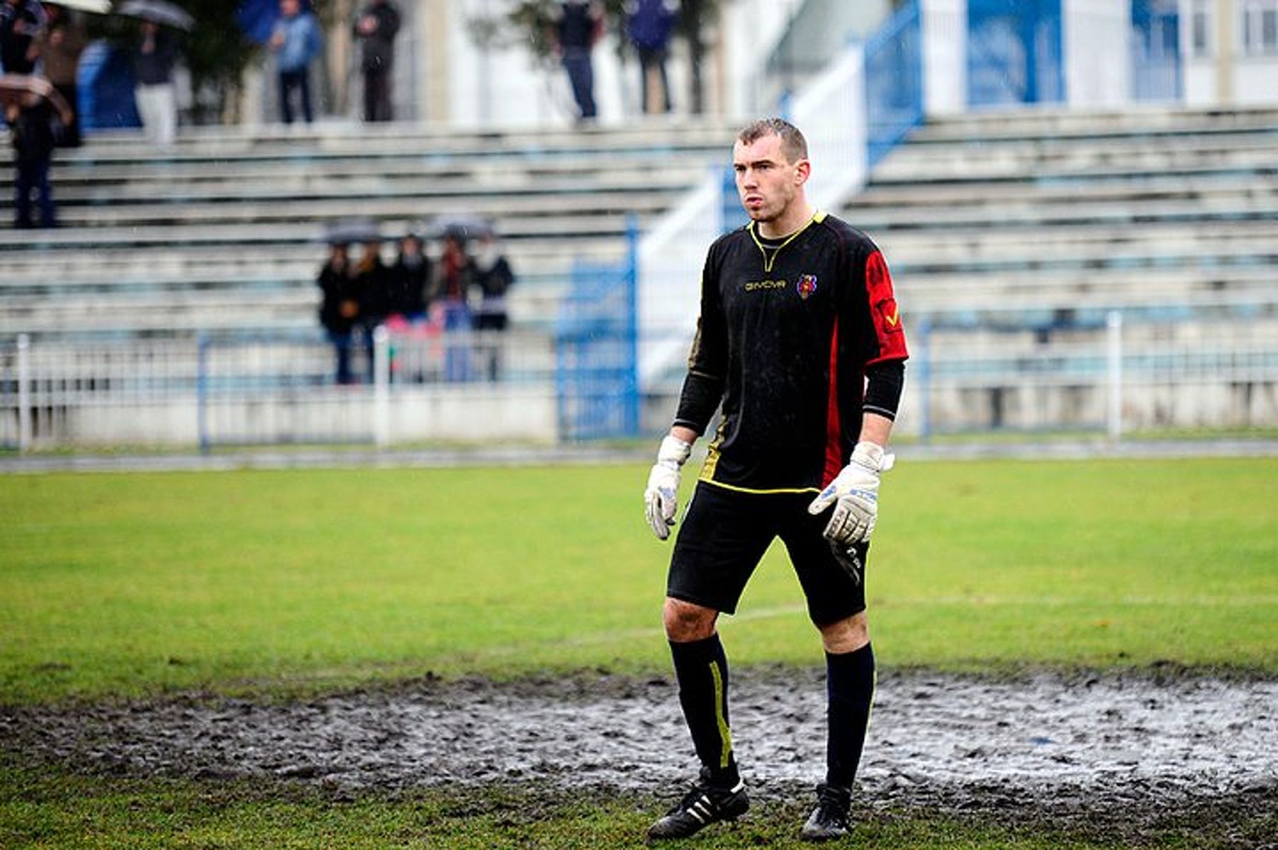 Adrian Bebłowski za czasów gry w barwach Olimpii Zambrów. Fot. Archiwum prywatne piłkarza