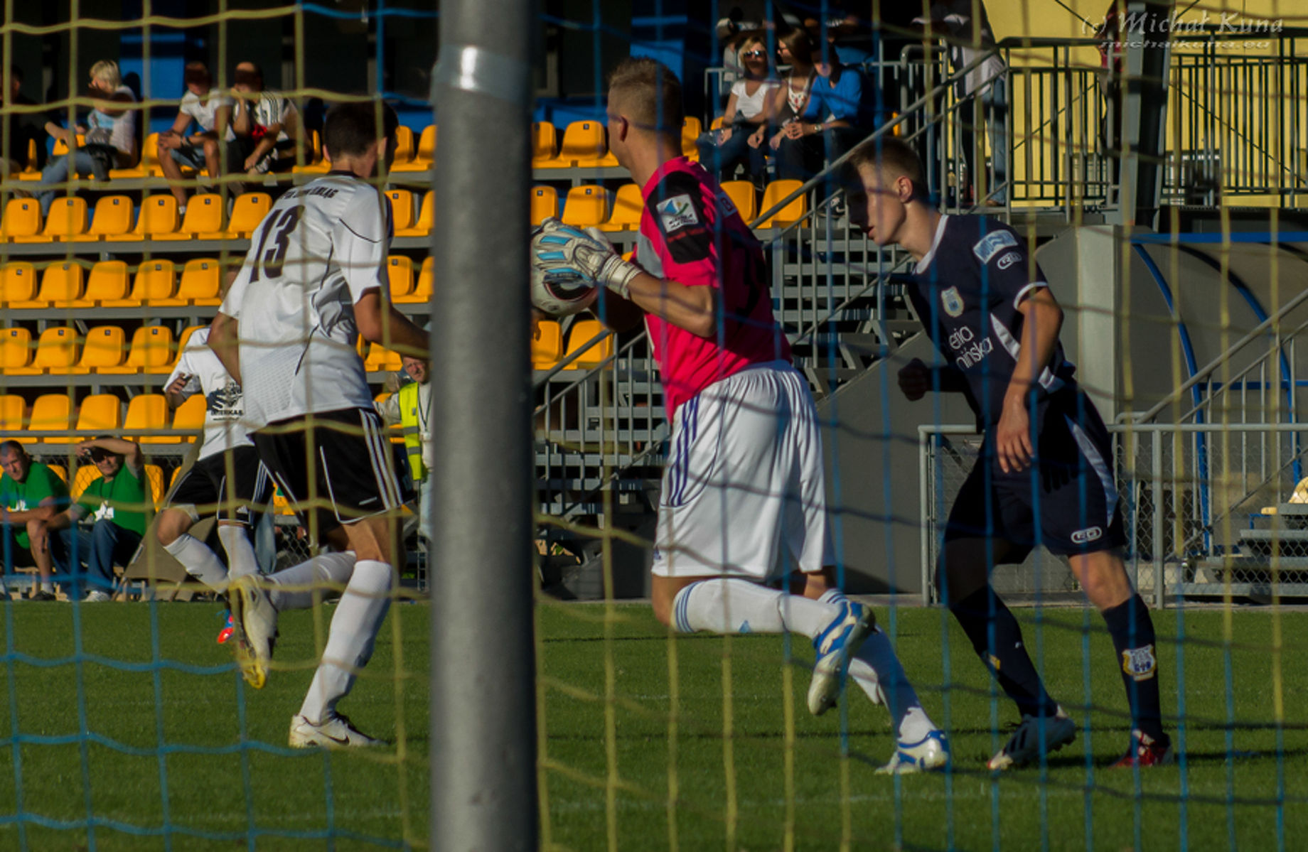 Miniderby województwa dla rezerw Stomilu. Fot. Michał Kuna