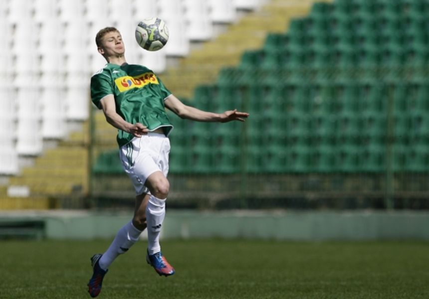 Wychowanek Sokoła, Paweł Dawidowicz, jest dziś podstawowym piłkarzej ekstraklasowej Lechii. Fot. lechia.pl