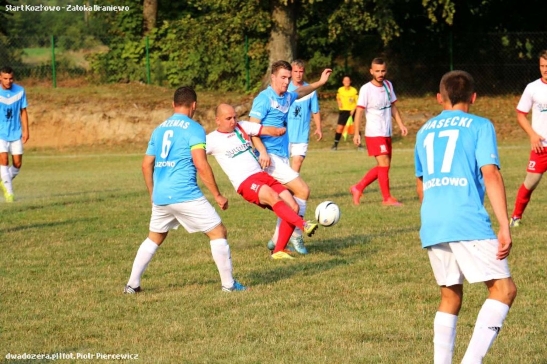 Start ma na koncie w tym sezonie już dwa zwycięstwa, w środę zespół z Kozłowa pokonał 2:1 Zatokę Braniewo. Fot. Piotr Piercewicz