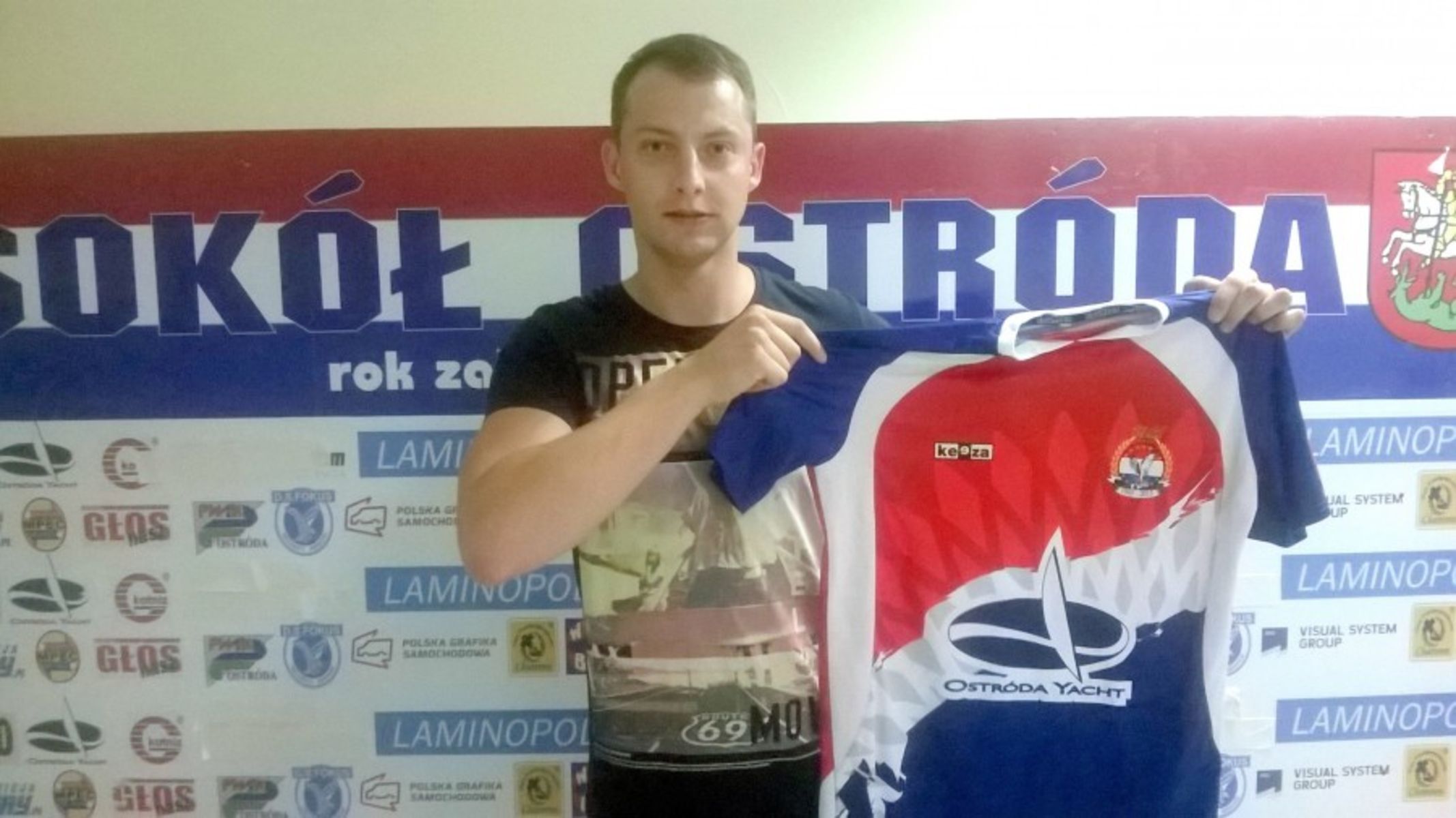 Adrian Pluta podpisał z Sokołem roczny kontrakt. Fot. sokolostroda.com